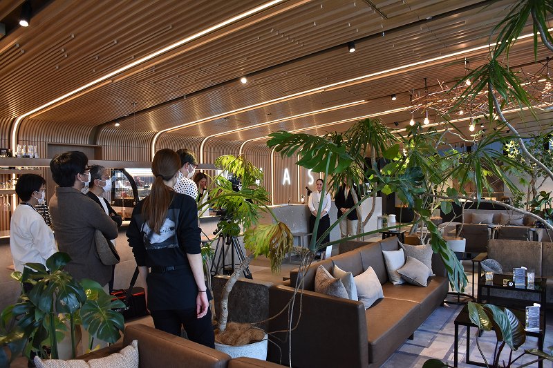 ザ　ロイヤルパーク　キャンバス　札幌大通公園でのCM撮影風景