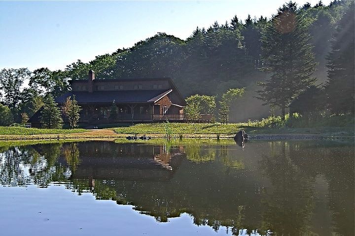 管理釣り場のクラブハウス10ｐｏｕｎｄのクラブハウス