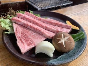 〈マチのこだわり味自慢〉焼き肉レストラン天野ファミリーファーム＝胆振管内白老町＊新鮮白老牛　炭火で香ばしく