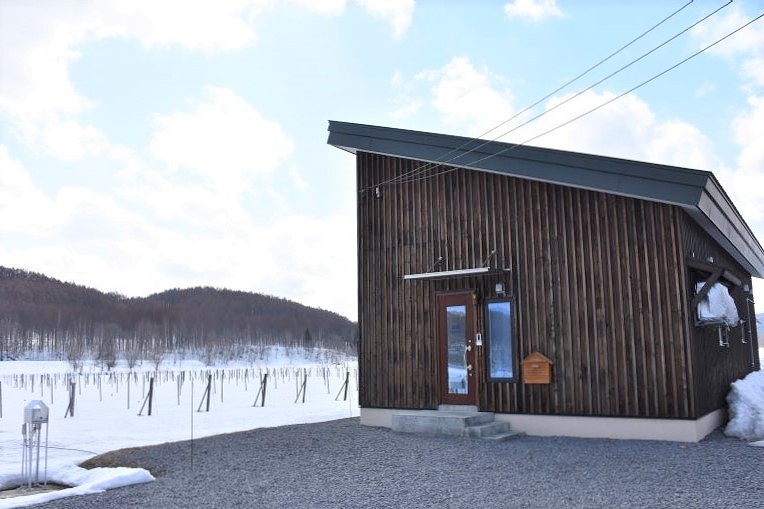 森臥の直売所の外観