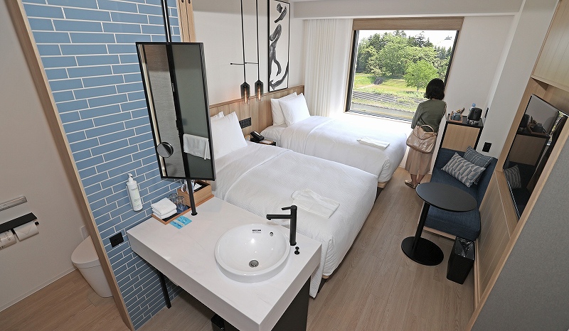 ホテル「フェアフィールド・バイ・マリオット・北海道えにわ」のツインルーム内部