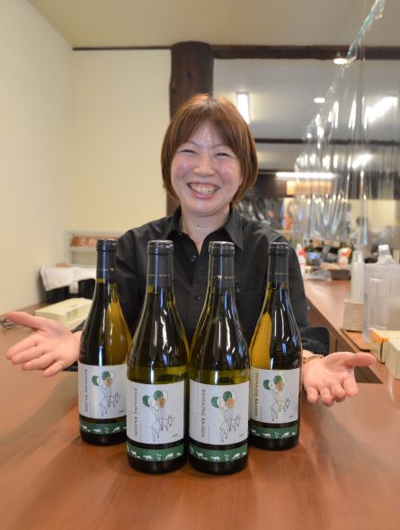 ２ワイナリー「ダブルゴールド」受賞＊２５カ国参加「サクラアワード」