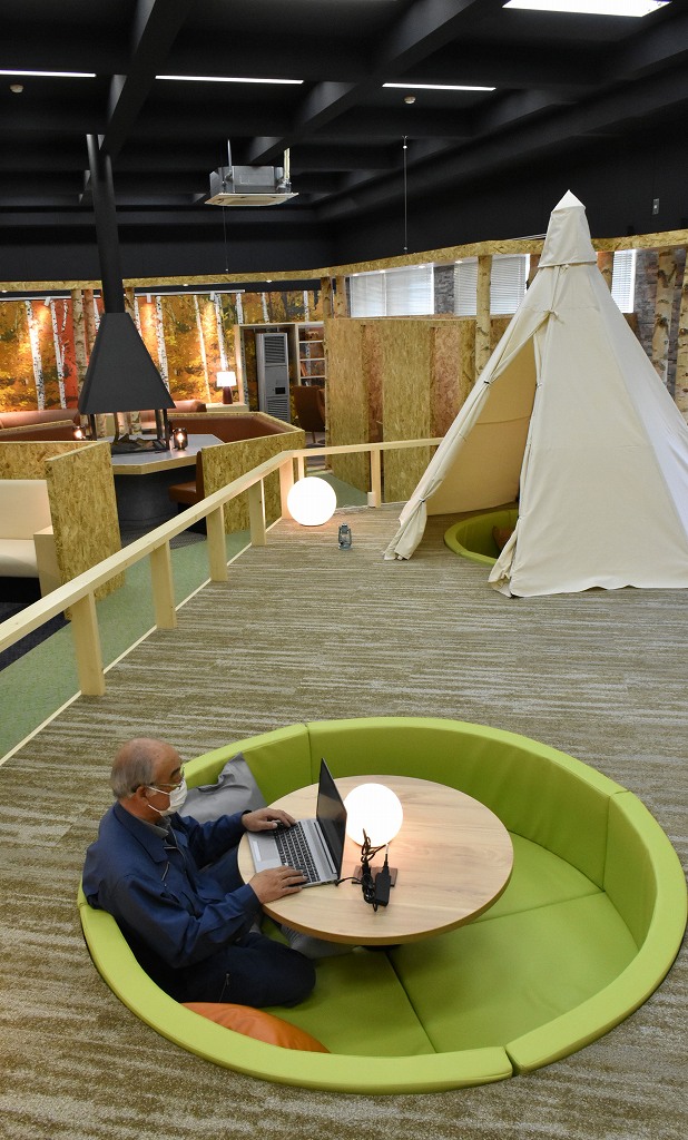 「ワーケーションオフィス　ＥＮＧＡＲＵ」の室内