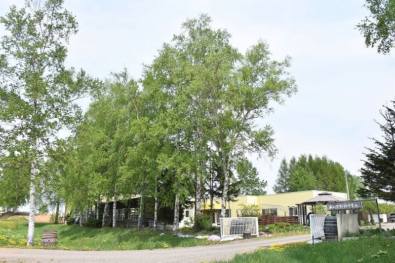 相澤ワイナリーがある「あいざわ農園」の外観