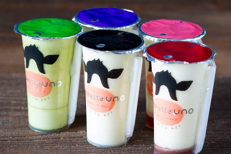 天塩町サラキシの「宇野牧場」で扱っているとろっとした食感の飲むミルク「トロケッテ・ウーノ」各種