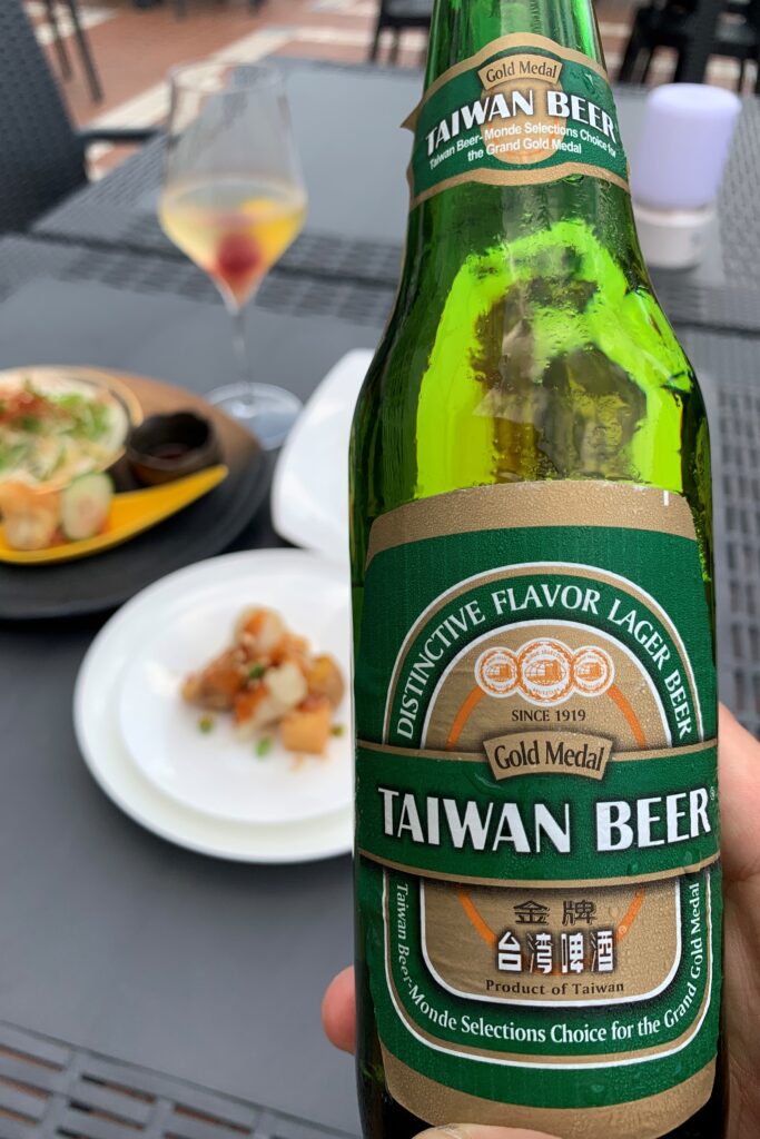 オールデイダイニング メムで提供されている台湾ビール
