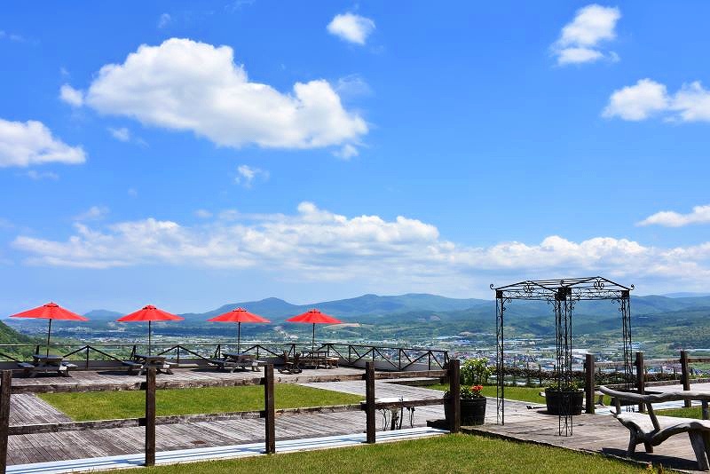 「NIKI Hills Winery」からの余市湾を望む景色