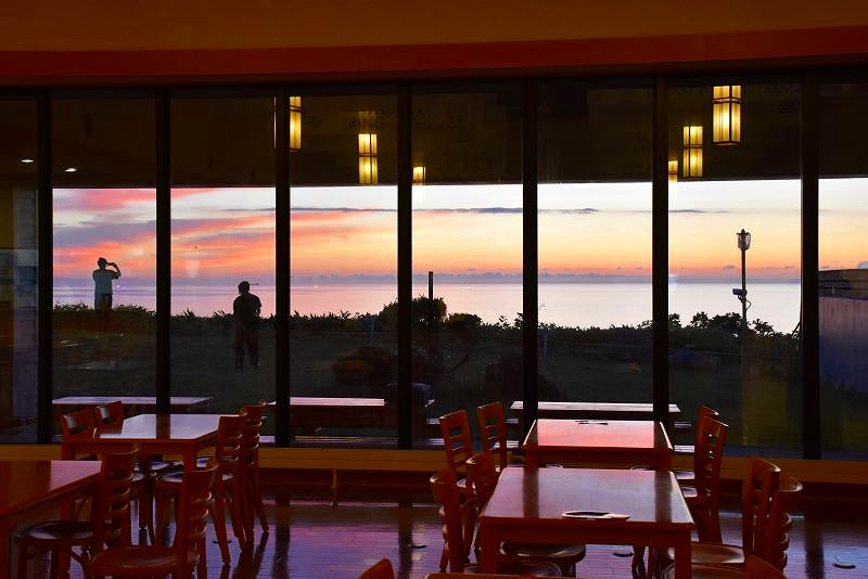 レストランホールから見た美しい夕景