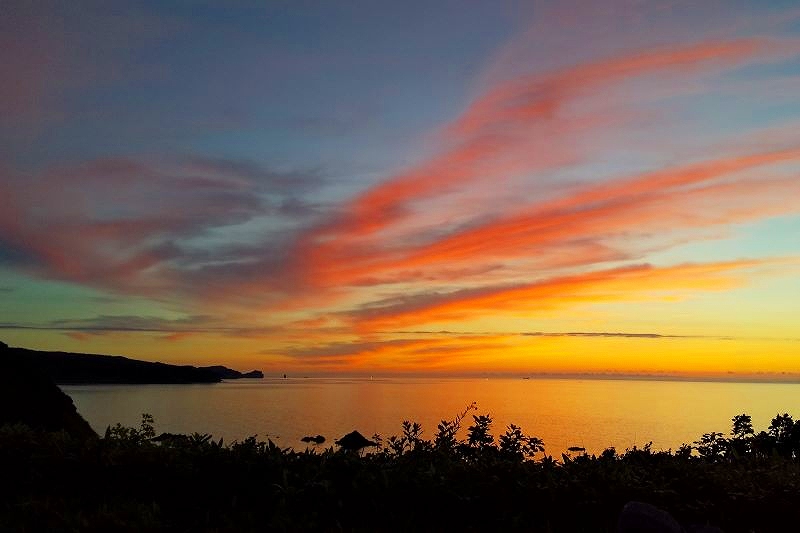 「岬の湯しゃこたん」前庭からの景色