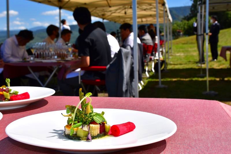 ランチ１皿目の「お野菜の菜園風」