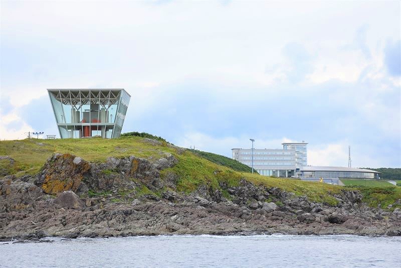 ラ・ルーナとホテル日の出岬