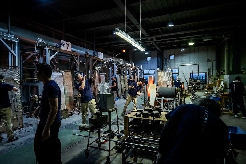 深川硝子工芸の作業場