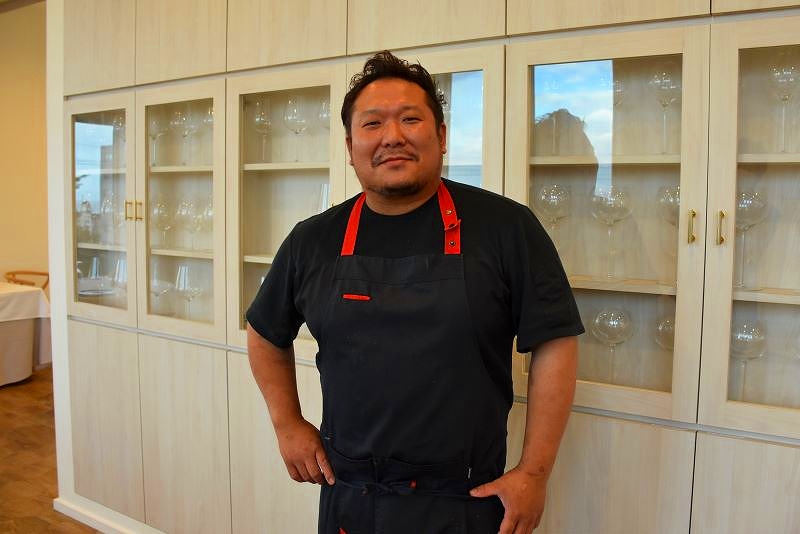 「メゾン　フジヤ　ハコダテ」のオーナーシェフの藤谷圭介さん