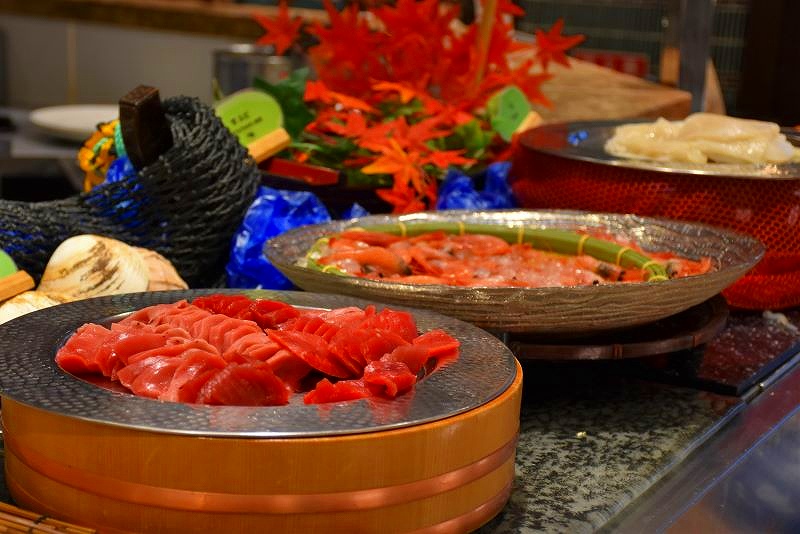 「HOTEL&SPA センチュリーマリーナ函館」の朝食の刺身コーナー