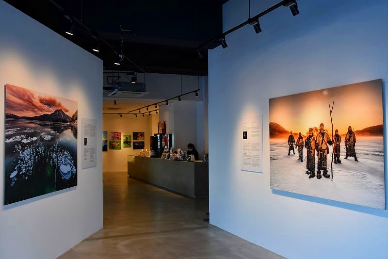 阿寒アートギャラリー＆アートギフトショップの館内