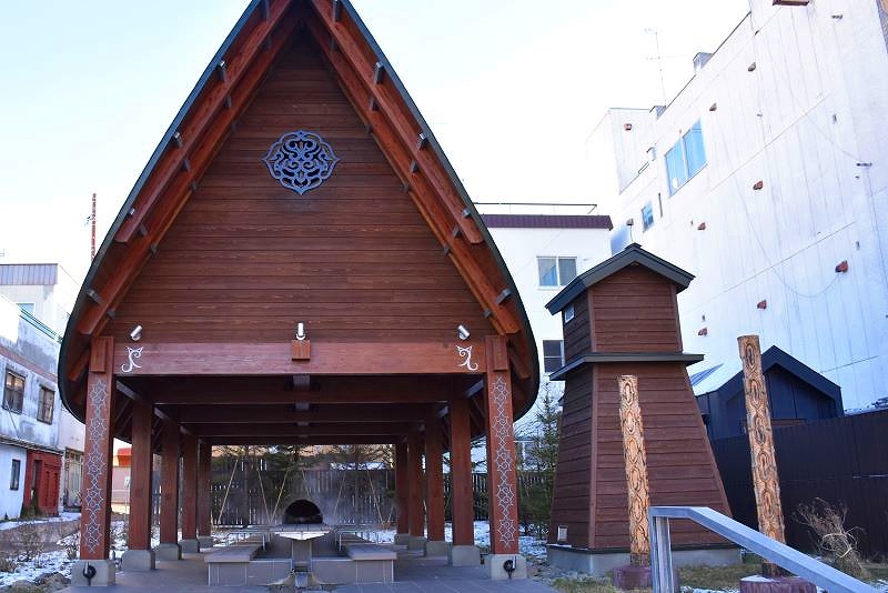 阿寒湖まりも足湯「ウレ・カリㇷ゚」の外観