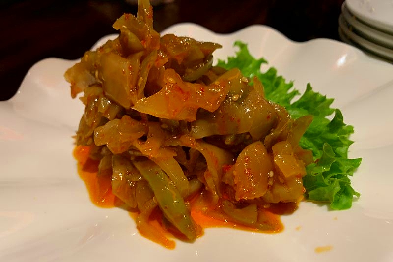 さらに盛られたザーサイ