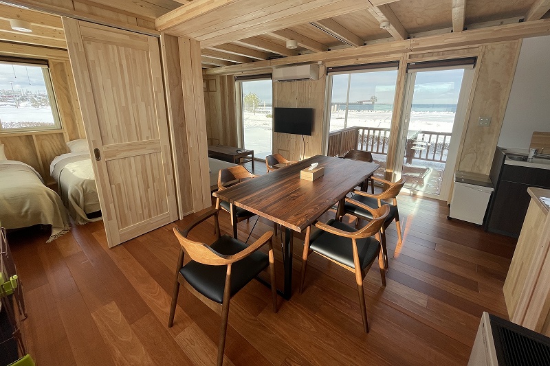 「カニの爪」近く　オホーツク海一望＊紋別にコテージ型宿泊施設＊「少人数向け」開業相次ぐ＊新たな魅力発信