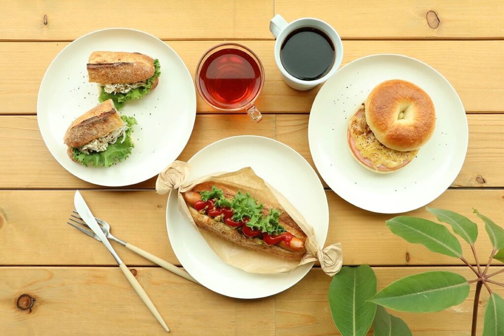 「POP/iN（ポップイン）」のモーニングメニューのフード全種類とモーニングコーヒー、モーニングティー（イメージ画像）