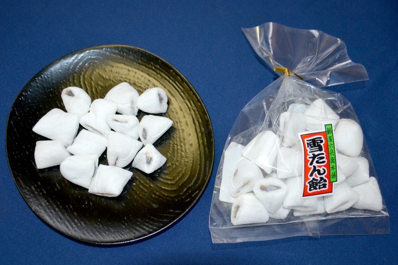 〈マチのこだわり味自慢〉飴谷製菓＝小樽市＊白いあめ　こしあんとろっ