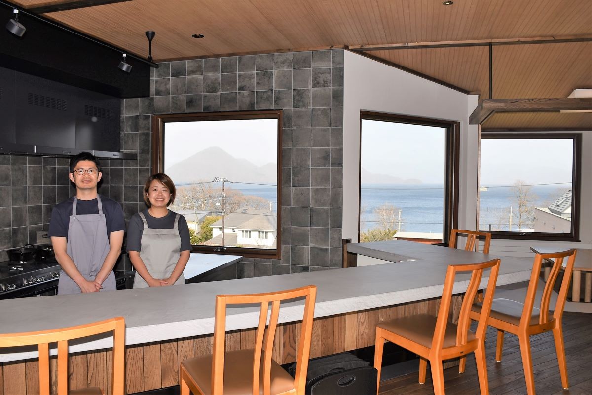 カボチャに感動　洞爺湖に和食店＊東京から移住　中村さん夫妻