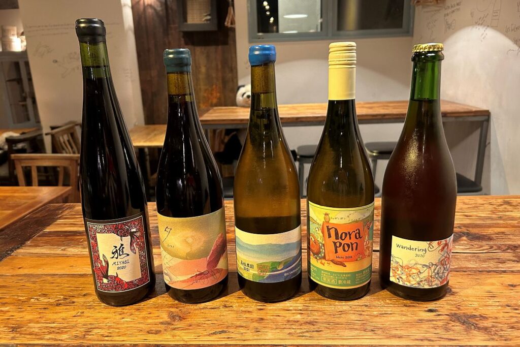取材当日に、グラスで提供されていた道産ワインのボトル5本