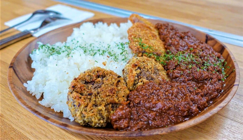 新たなご当地メニュー（西野さん提供）