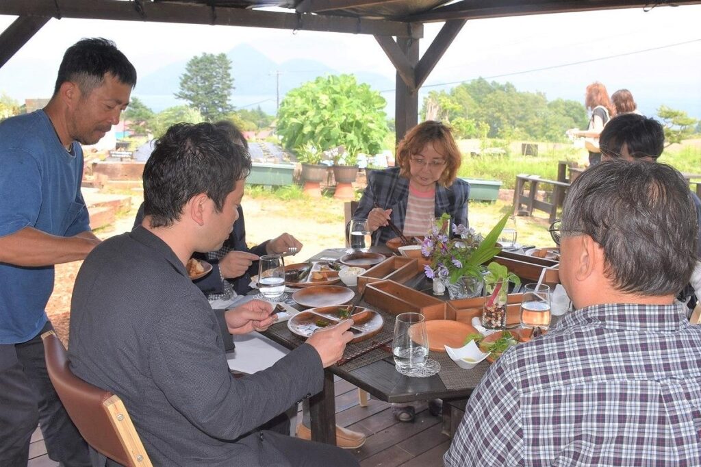 札幌の旅行業者向けに行われたバーベキューのケータリングサービスの内覧会