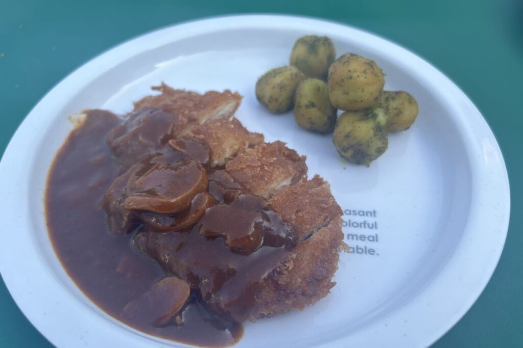 デミソースやニョッキがぴったりの豚肉のシュニッツェル