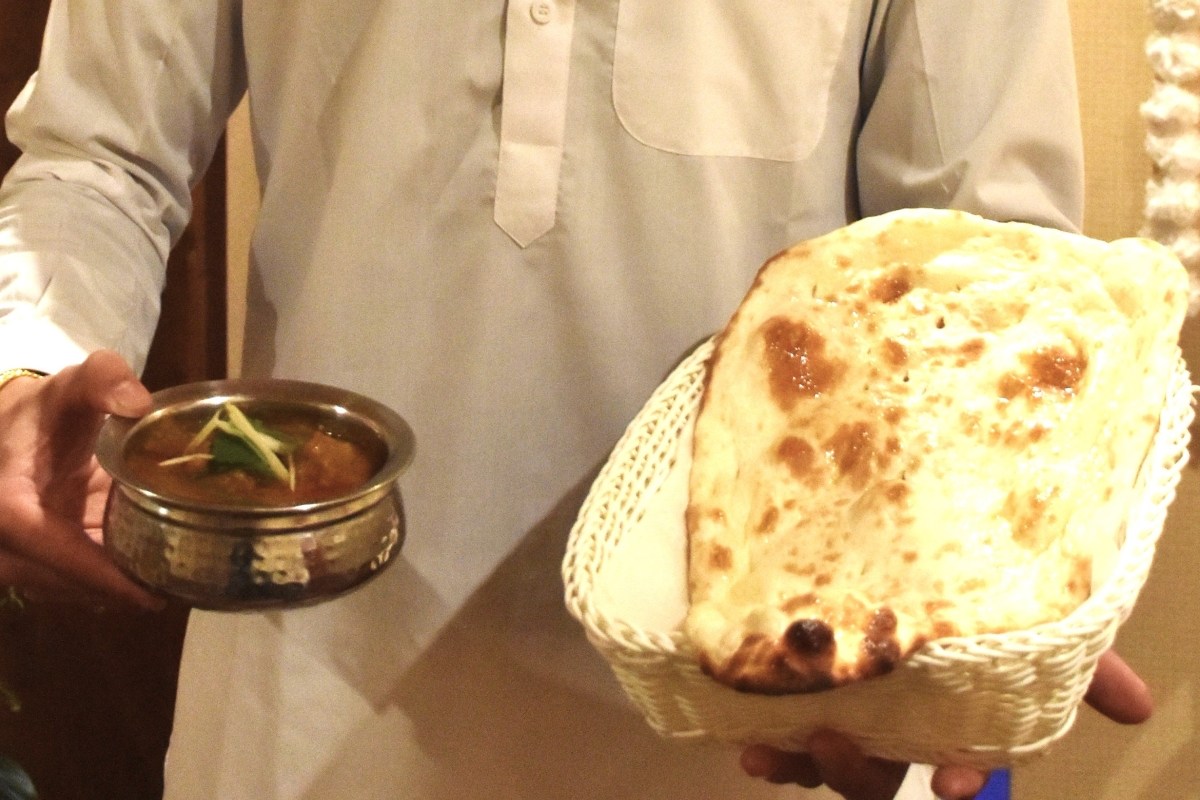 騎乗員　カレー店と二刀流＊浦河・三嶋牧場の加藤さん＊店買い取り新装＊「どんどん挑戦」