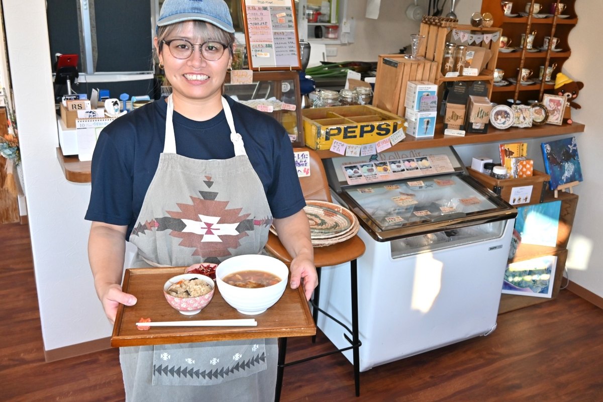 もち米料理　のび～る人気＊上川・農園カフェ「もちごやマム」＊雑煮やおしるこ提供＊「マチの魅力伝えたい」