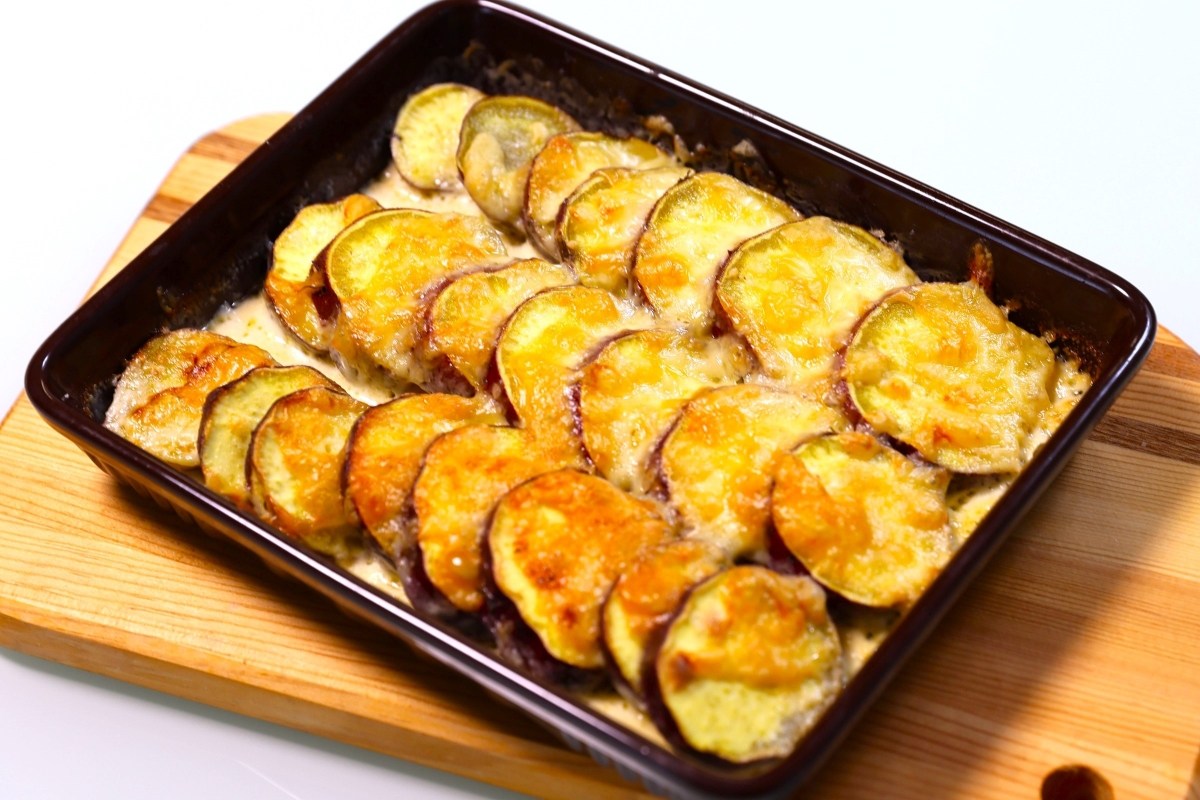 〈旬！を味わう〉ねっとり食感　グラタンに＊サツマイモの｢由栗いも｣＊焼き芋、サラダ、つまみにも