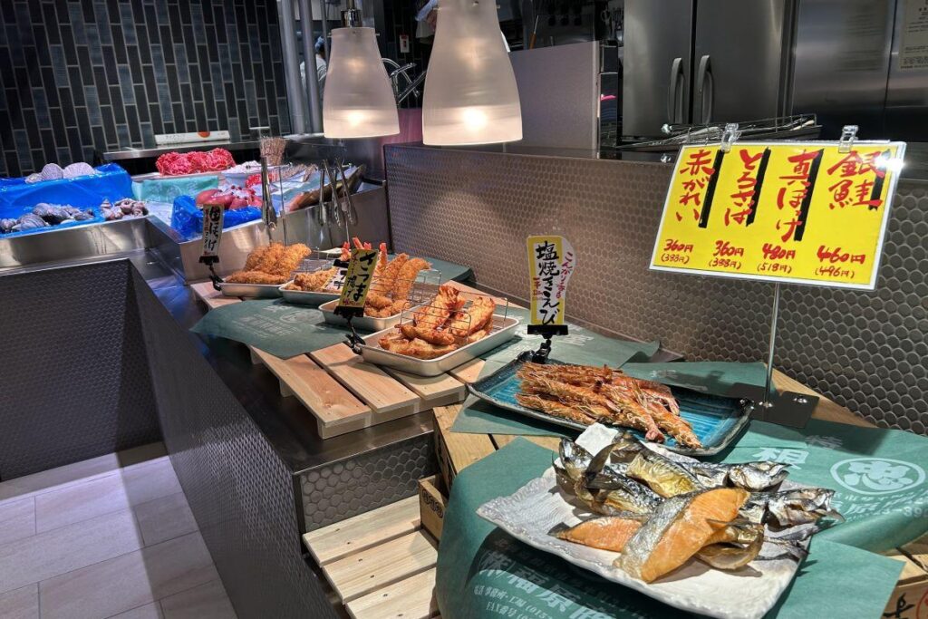 焼き魚やフライなどそうざいも販売する「ふくはら」