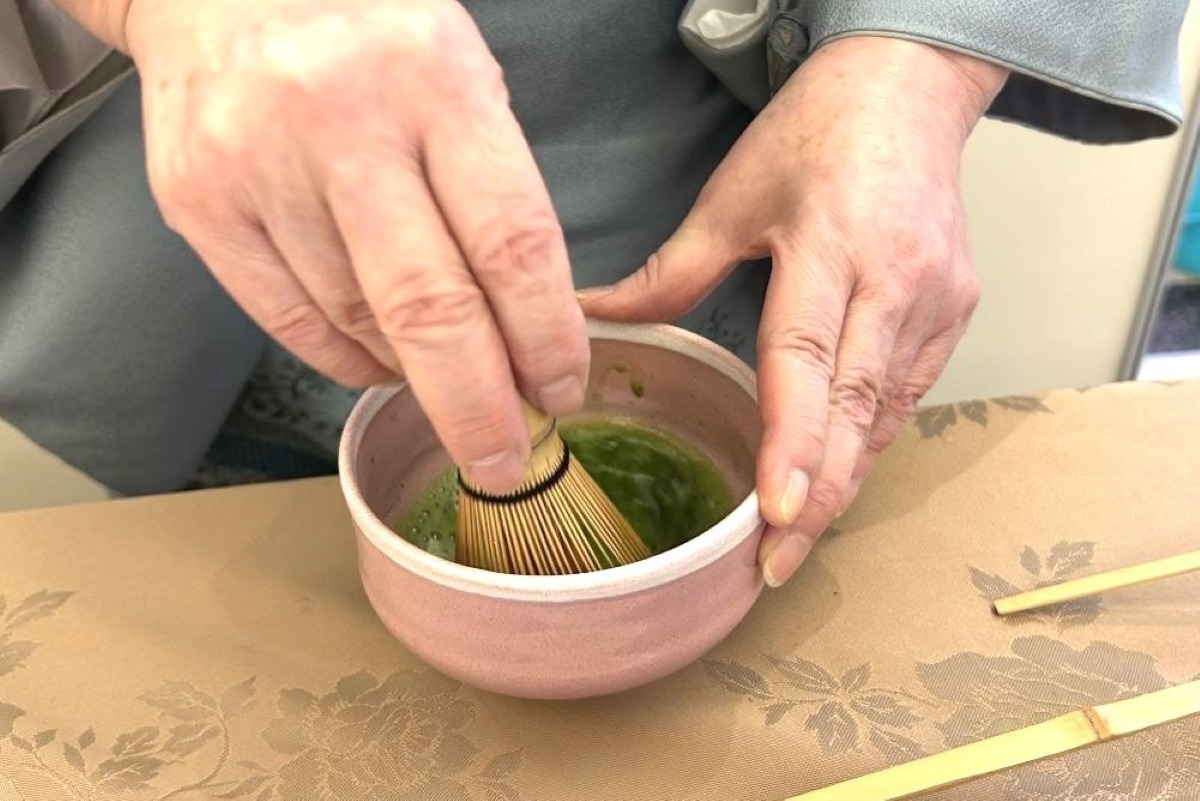 京都のお茶味わって 抹茶・煎茶の３種飲み比べ、抹茶スイーツも　1/19まで、センチュリーロイヤルホテルで