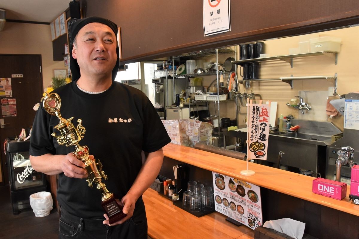 砂川「麺屋たっか」の増井さん＊ラーメンと土木　二刀流１０周年＊無添加にこだわり「これからも長く」