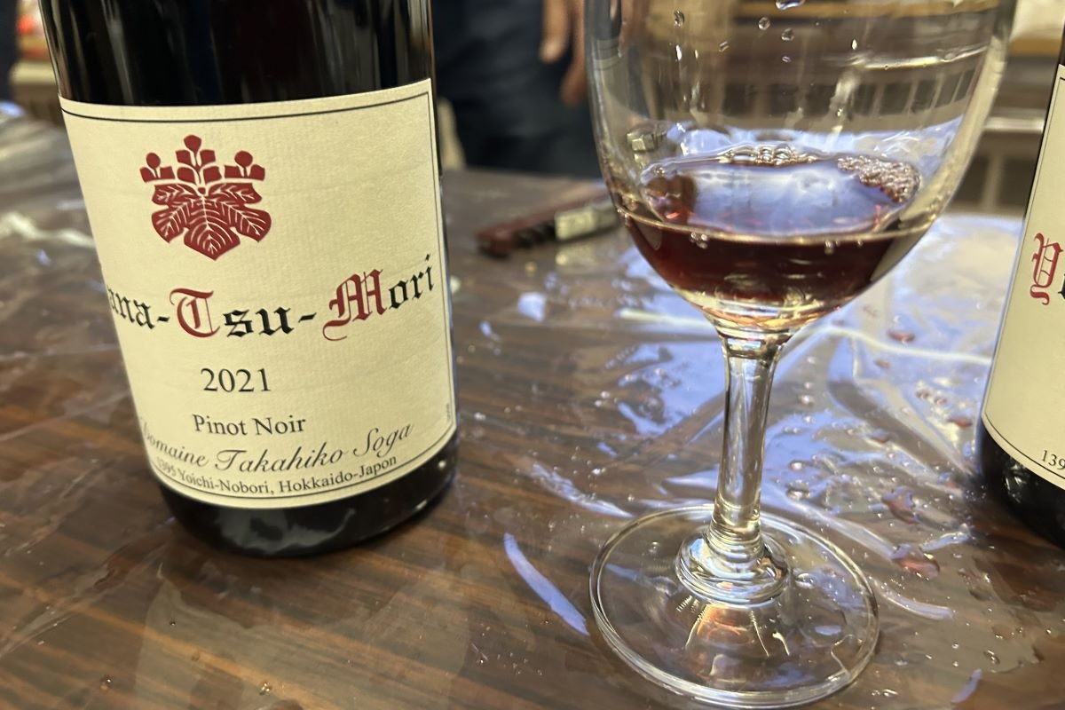 余市の｢ワインを楽しむ会｣  400人が酔いしれる～17ワイナリーが56銘柄を出品