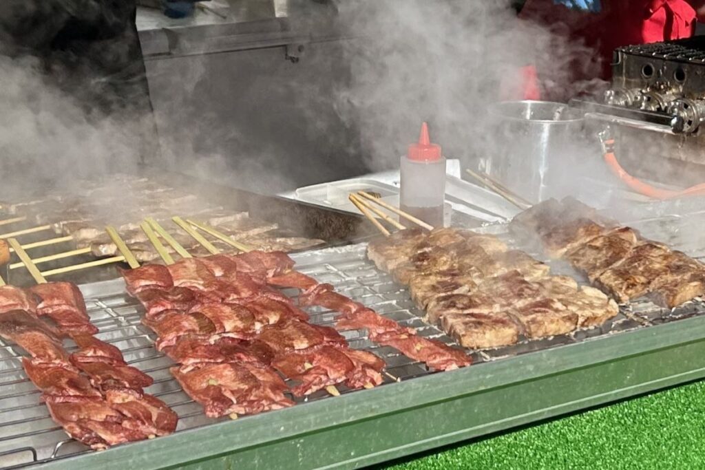 大ぶりの和牛や牛タンの串