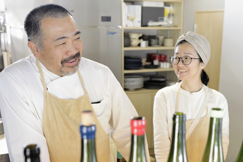 田んぼの真ん中にビストロ＊東京から東川移住　佐野さん夫妻＊４月開業＊「食と地元ワイン楽しんで」