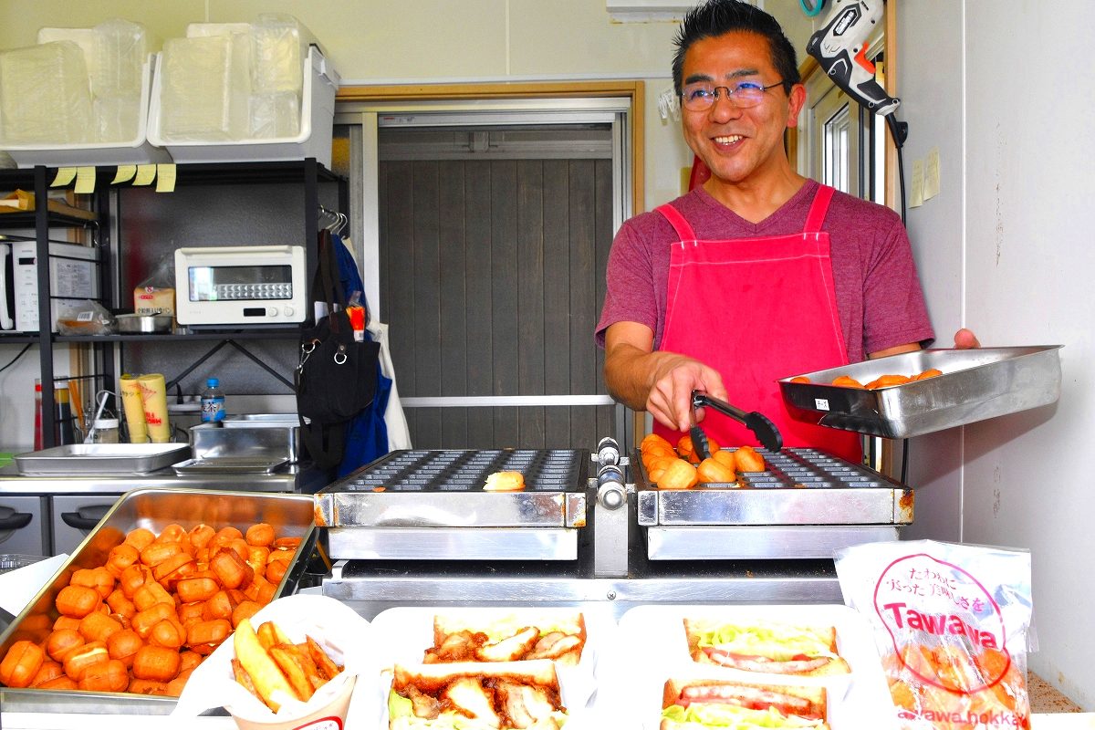 深川づくしのグルメ 道の駅に＊米粉カステラ、ポークサンド…＊市内の野口さんが開店