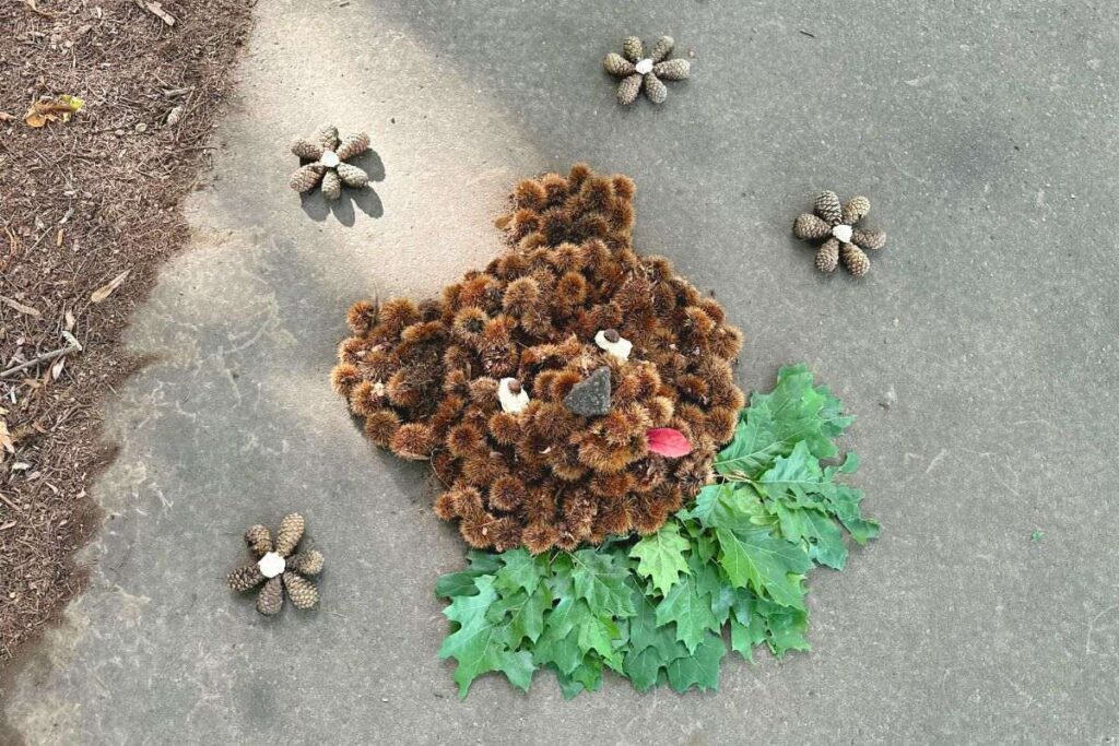 「クリ」のいがを集めてつくった「クリークマ」